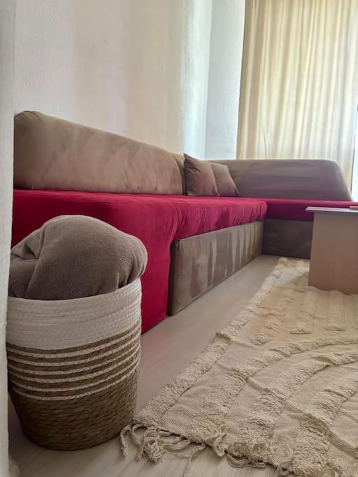 Deluxe Plovdiv Apartamento Exterior foto